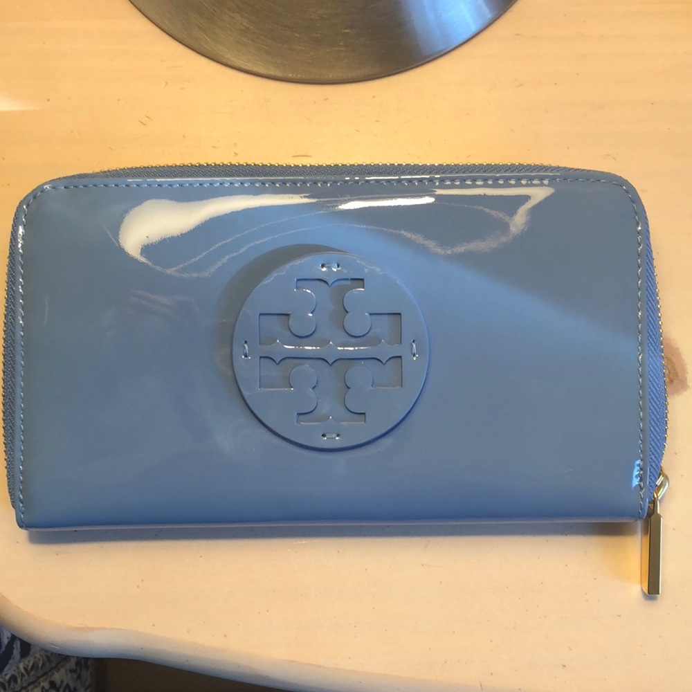 Brand new Tory Burch Wallet